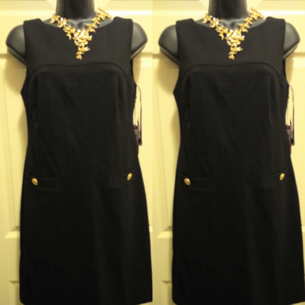 🆕 Black thick Gold Button Dress